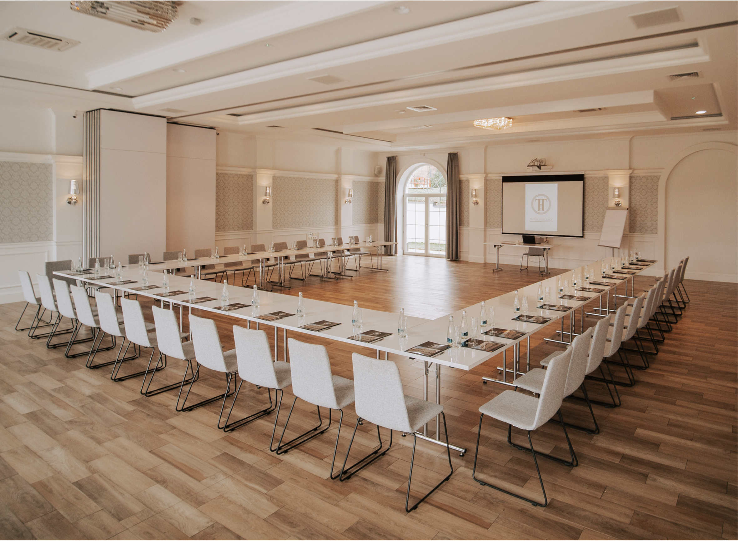SALE KONFERENCYJNE W HOTELU TOSCANIA-p04